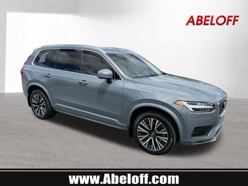 Thunder Grey Metallic 2022 Volvo XC90 T6 Momentum
