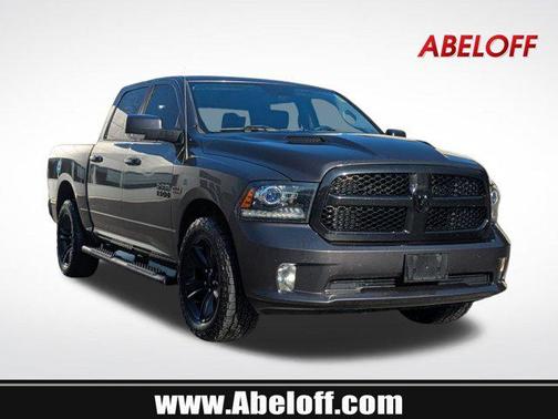 2017 RAM 1500 Night Crew Cab 4x4 5'7' Box