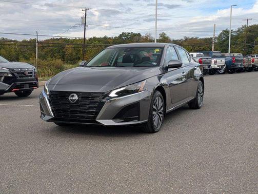 2025 Nissan Altima SV AWD