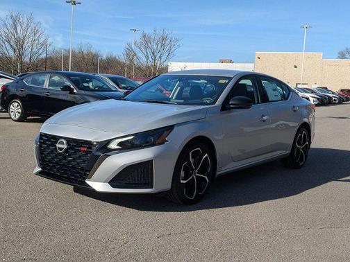 2025 Nissan Altima SR AWD