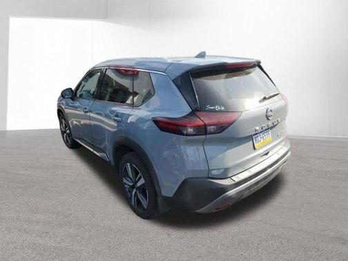 Boulder Gray Pearl 2023 Nissan Rogue SL
