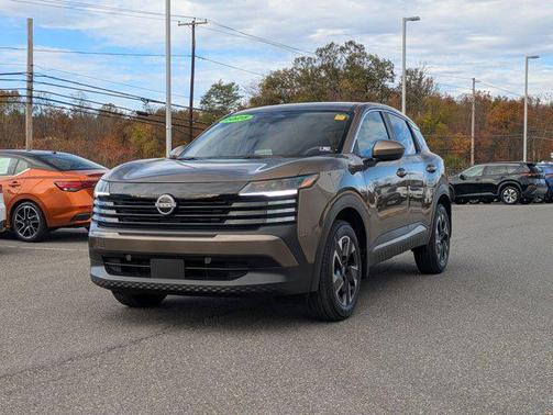 2025 Nissan Kicks SV