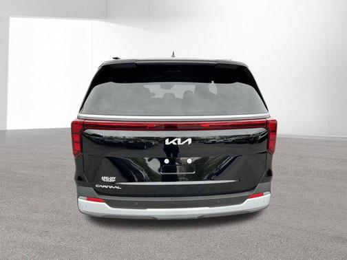 Aurora Black Pearl 2026 Kia Carnival EX