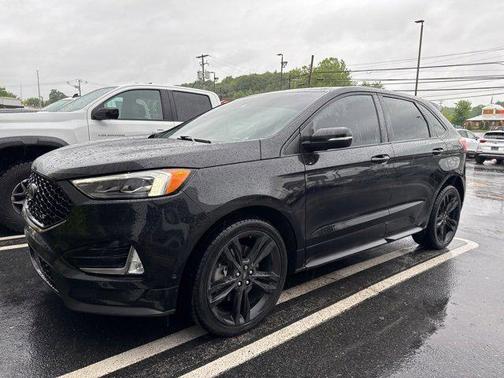2020 Ford Edge ST