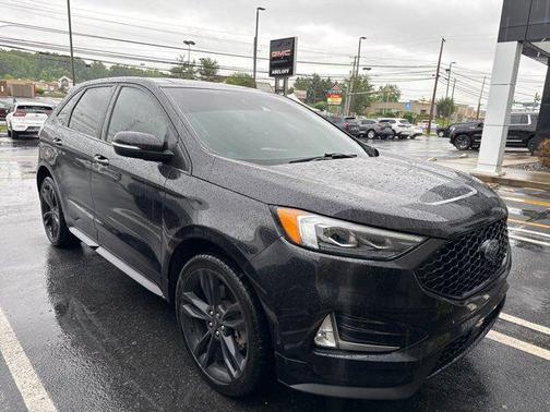2020 Ford Edge ST