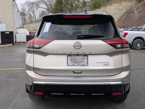 2025 Nissan Rogue Platinum
