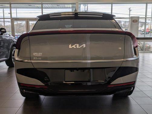 2025 Kia EV6 Wind