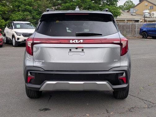 2025 Kia Seltos EX