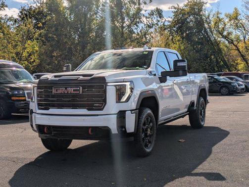 2026 GMC Sierra 2500 AT4