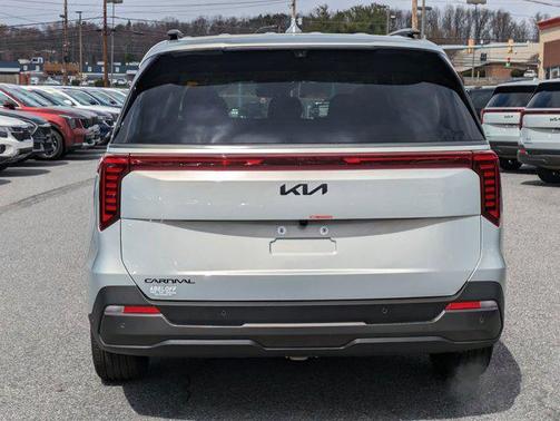 2025 Kia Carnival SX Prestige