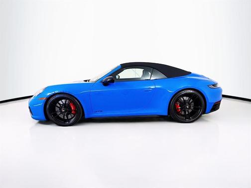 2023 Porsche 911 Carrera 4 GTS