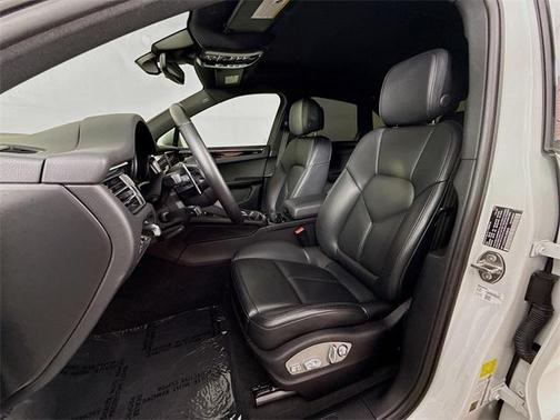 2024 Porsche Macan T