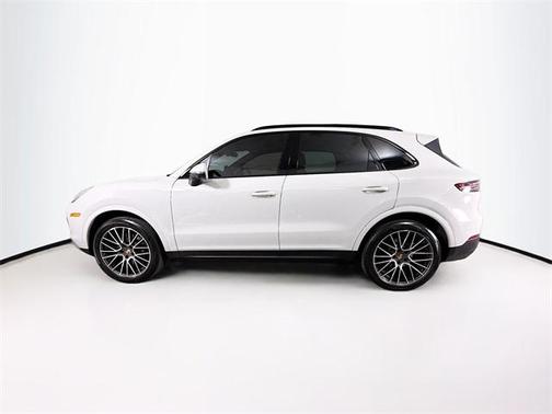 2023 Porsche Cayenne