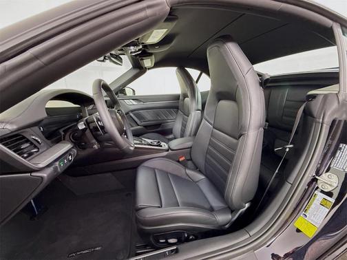 2025 Porsche 911 Carrera S