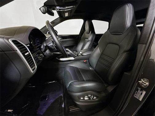 2021 Porsche Cayenne Turbo