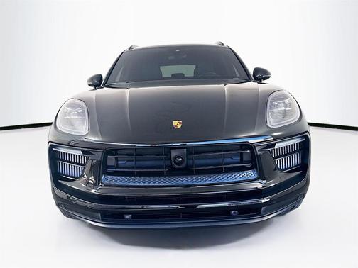 2023 Porsche Macan S