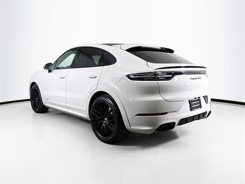 2021 Porsche Cayenne GTS