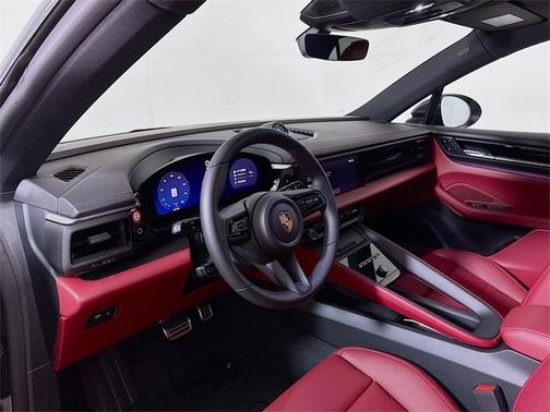 2024 Porsche Macan Electric 4