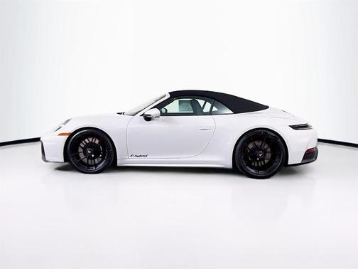2026 Porsche 911 Carrera GTS