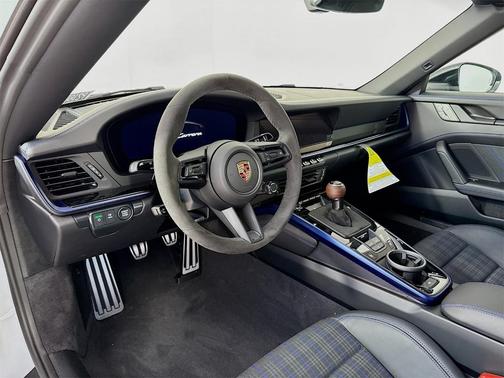 2026 Porsche 911 Carrera T