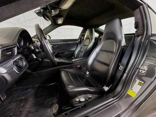 2013 Porsche 911 Carrera 4S