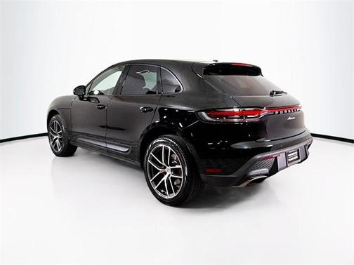 2025 Porsche Macan
