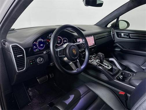 2021 Porsche Cayenne GTS