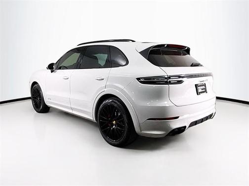 2021 Porsche Cayenne GTS