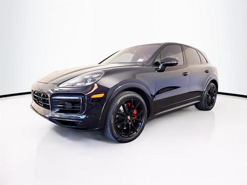 2022 Porsche Cayenne GTS