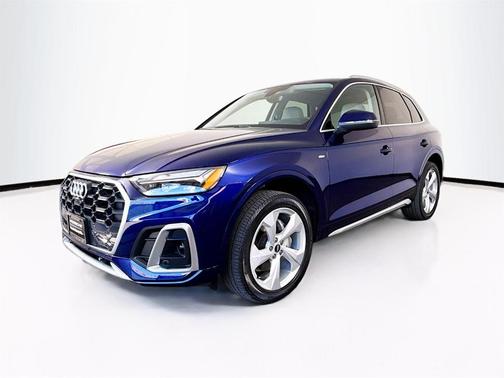 2022 Audi Q5 45 S line quattro Premium
