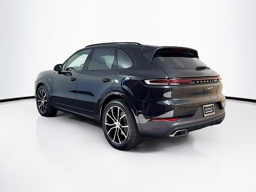 2026 Porsche Cayenne AWD