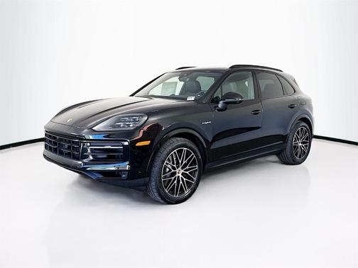 2026 Porsche Cayenne AWD