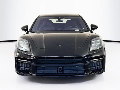 2026 Porsche Panamera Turbo