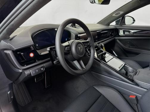 2026 Porsche Panamera Turbo