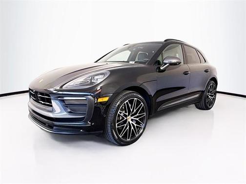 2023 Porsche Macan T