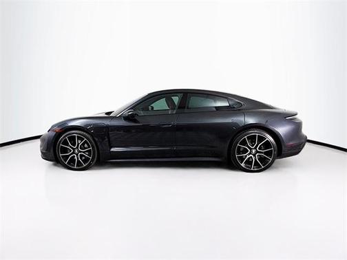 2022 Porsche Taycan Base