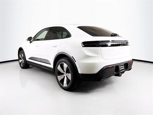 2024 Porsche Macan Electric 4