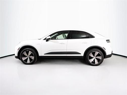 2024 Porsche Macan Electric 4