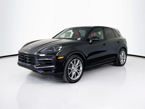 2025 Porsche Cayenne Base