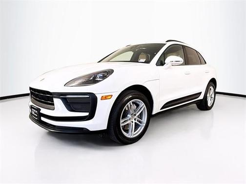 2022 Porsche Macan Base
