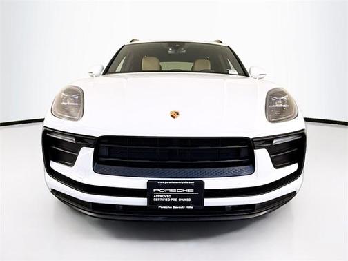 2022 Porsche Macan Base