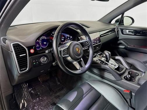 2022 Porsche Cayenne Platinum Edition