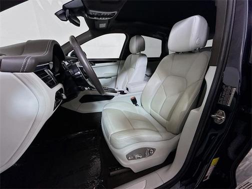 2021 Porsche Macan S