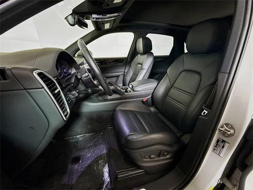 2022 Porsche Cayenne