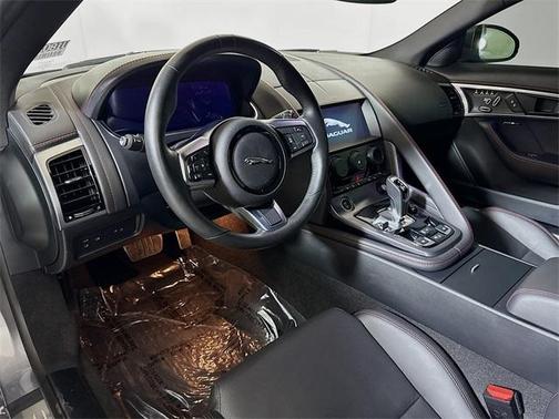 2022 Jaguar F-TYPE P450