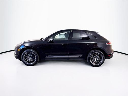 2025 Porsche Macan T
