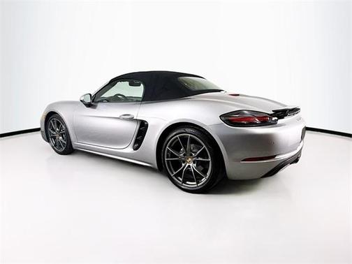 2021 Porsche 718 Boxster