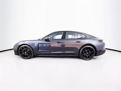 2024 Porsche Panamera Base