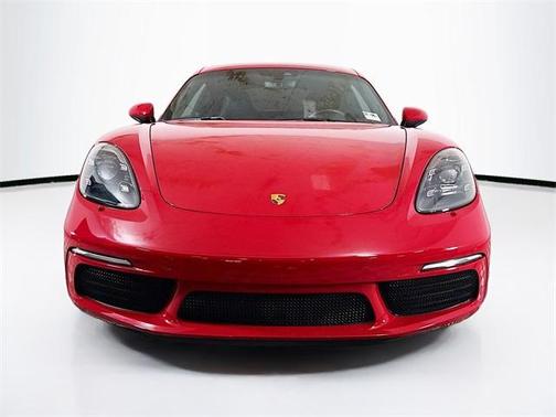 2022 Porsche 718 Cayman S