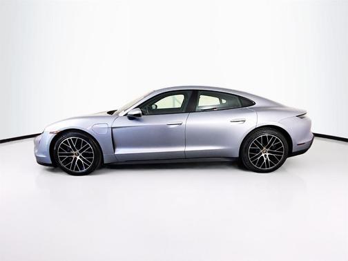 2022 Porsche Taycan Base